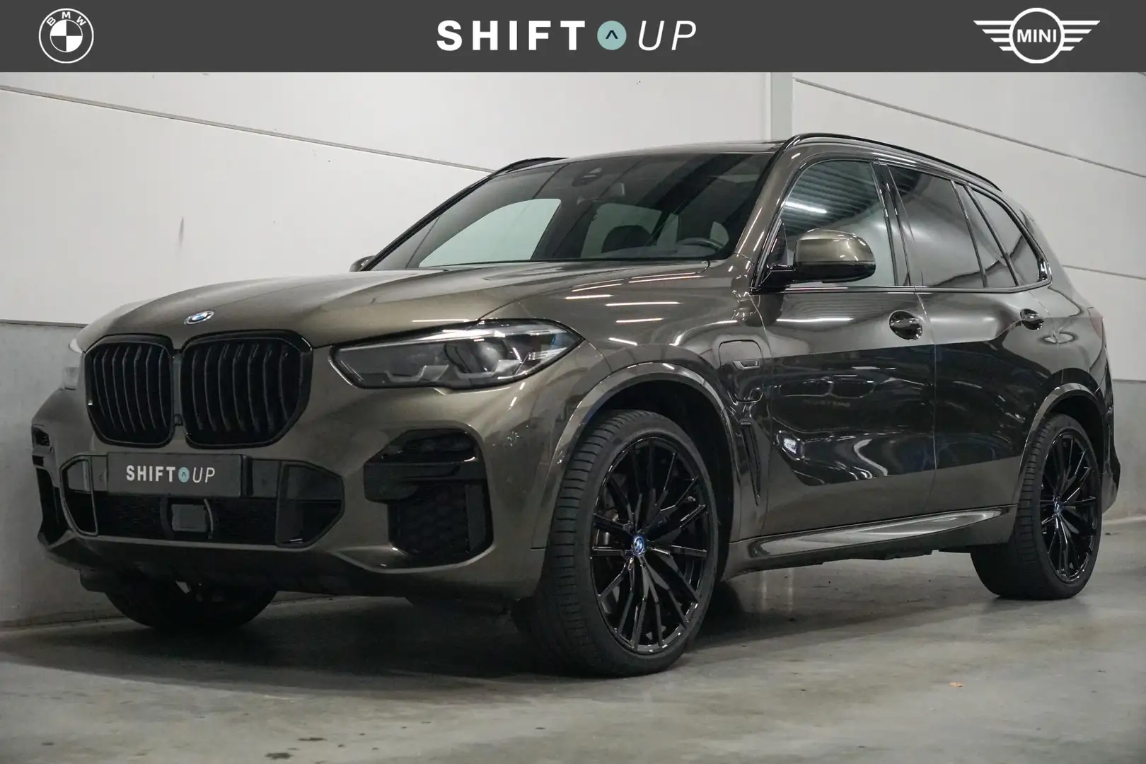 BMW X5 xDrive45e M-Sport | Panoramadak | Elektr. Trekhaak Grün - 1
