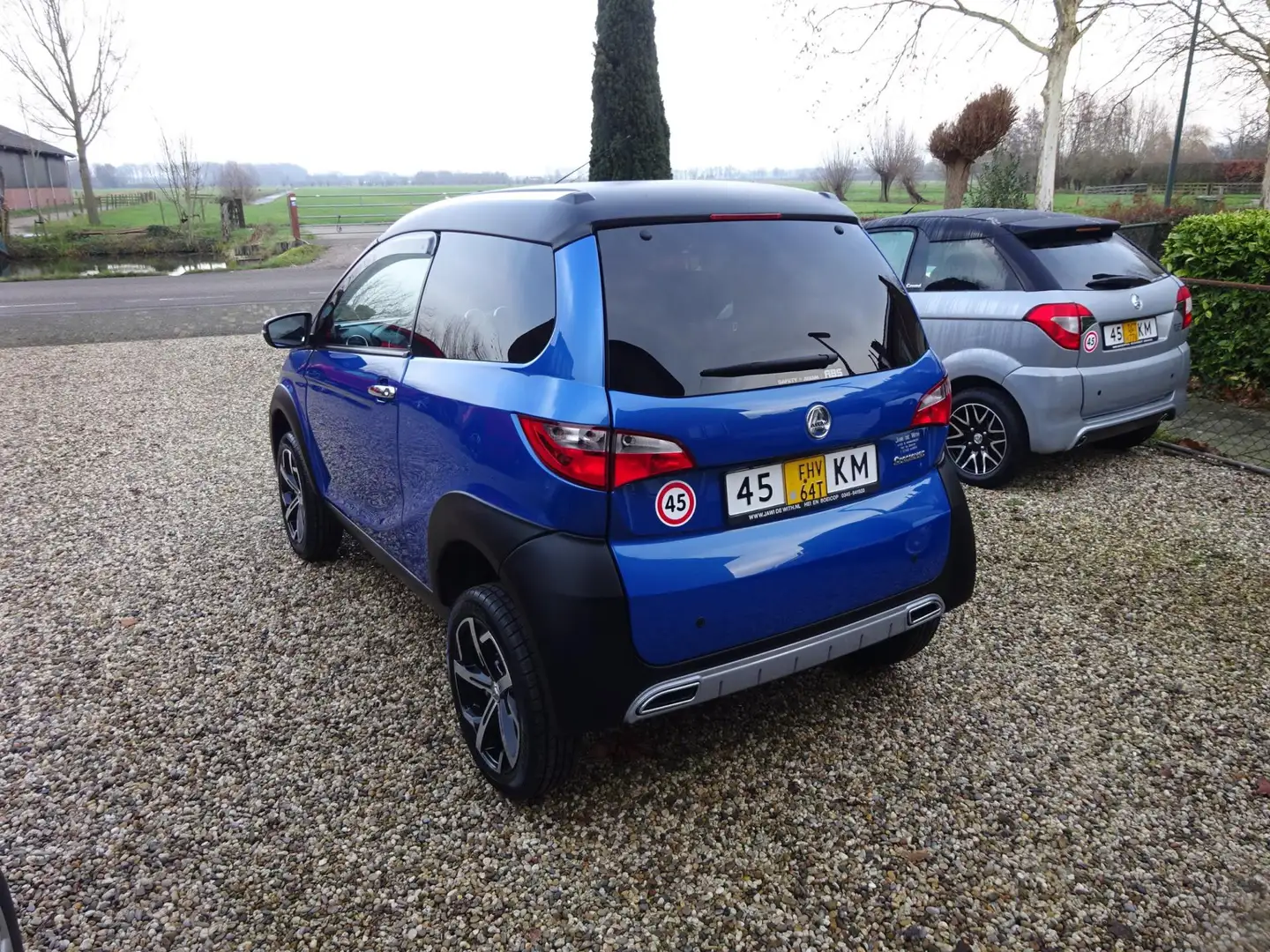 Aixam Crossover Premium HOGE INSTAP, Achteruitrijcamera, Parkeerse Blau - 2