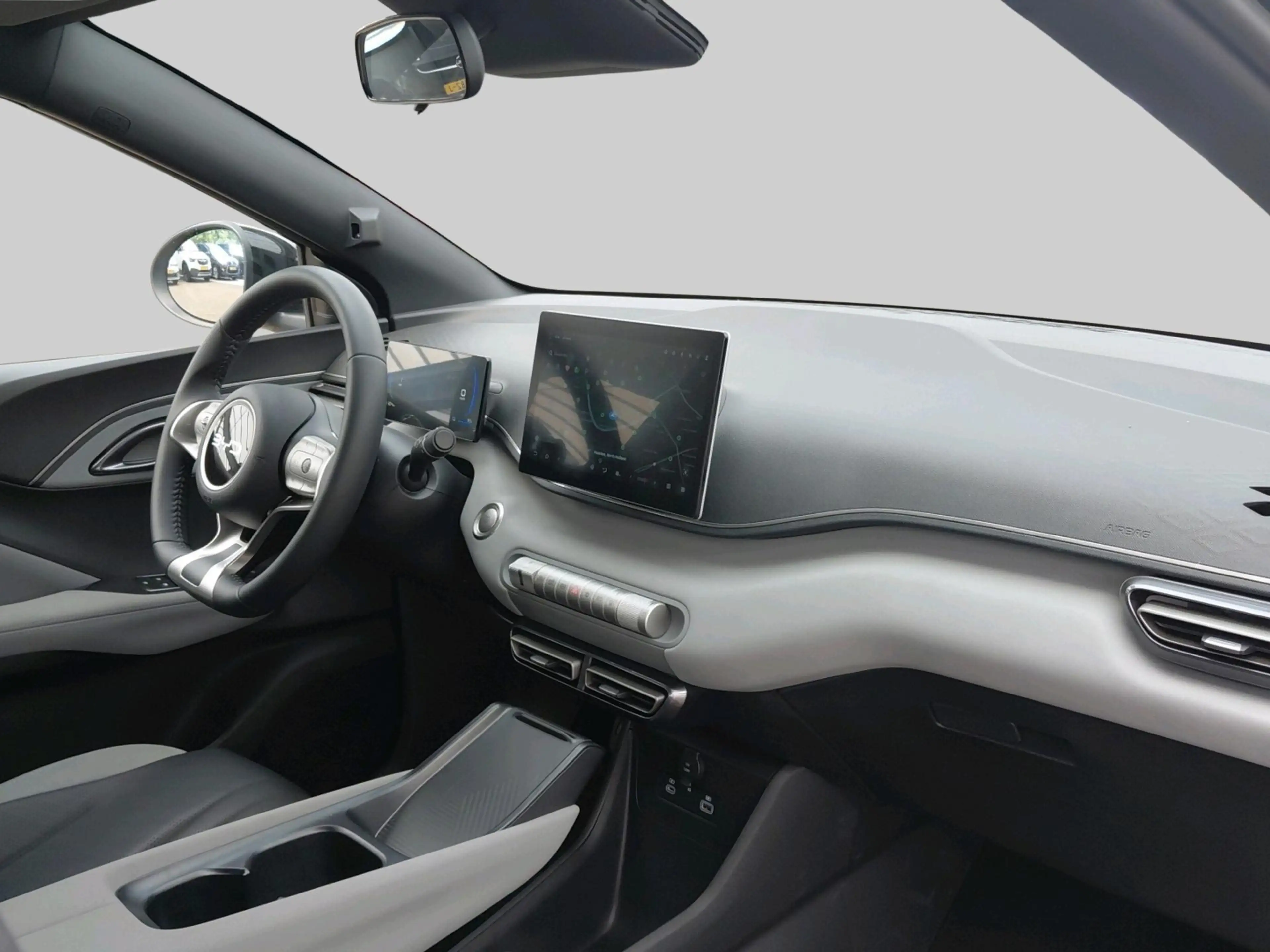 BYD Dolphin Surf Boost 43 kWh Achteruitrijcamera, lichtmetalen wiel — photo 13