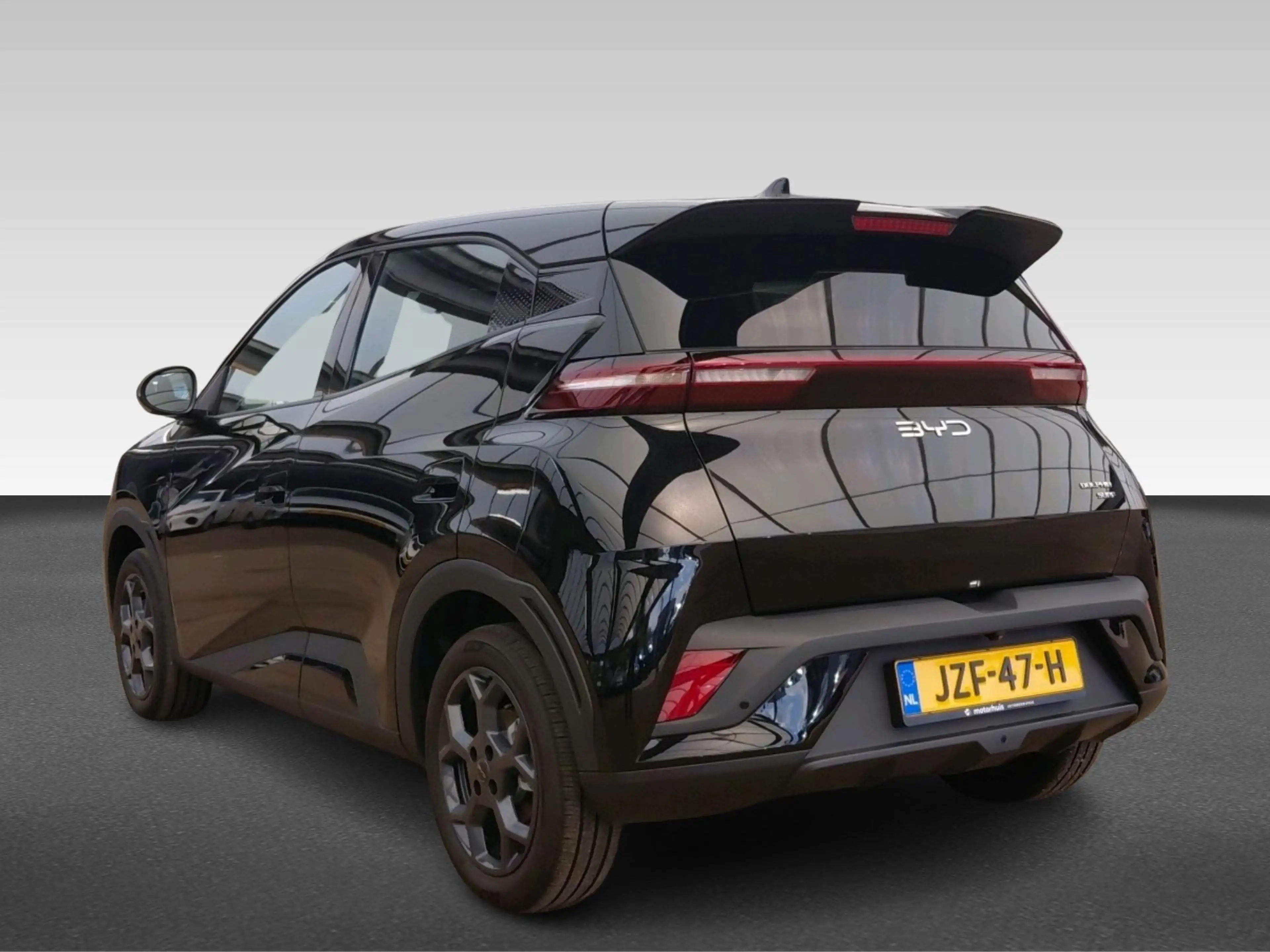 BYD Dolphin Surf Boost 43 kWh Achteruitrijcamera, lichtmetalen wiel — photo 3