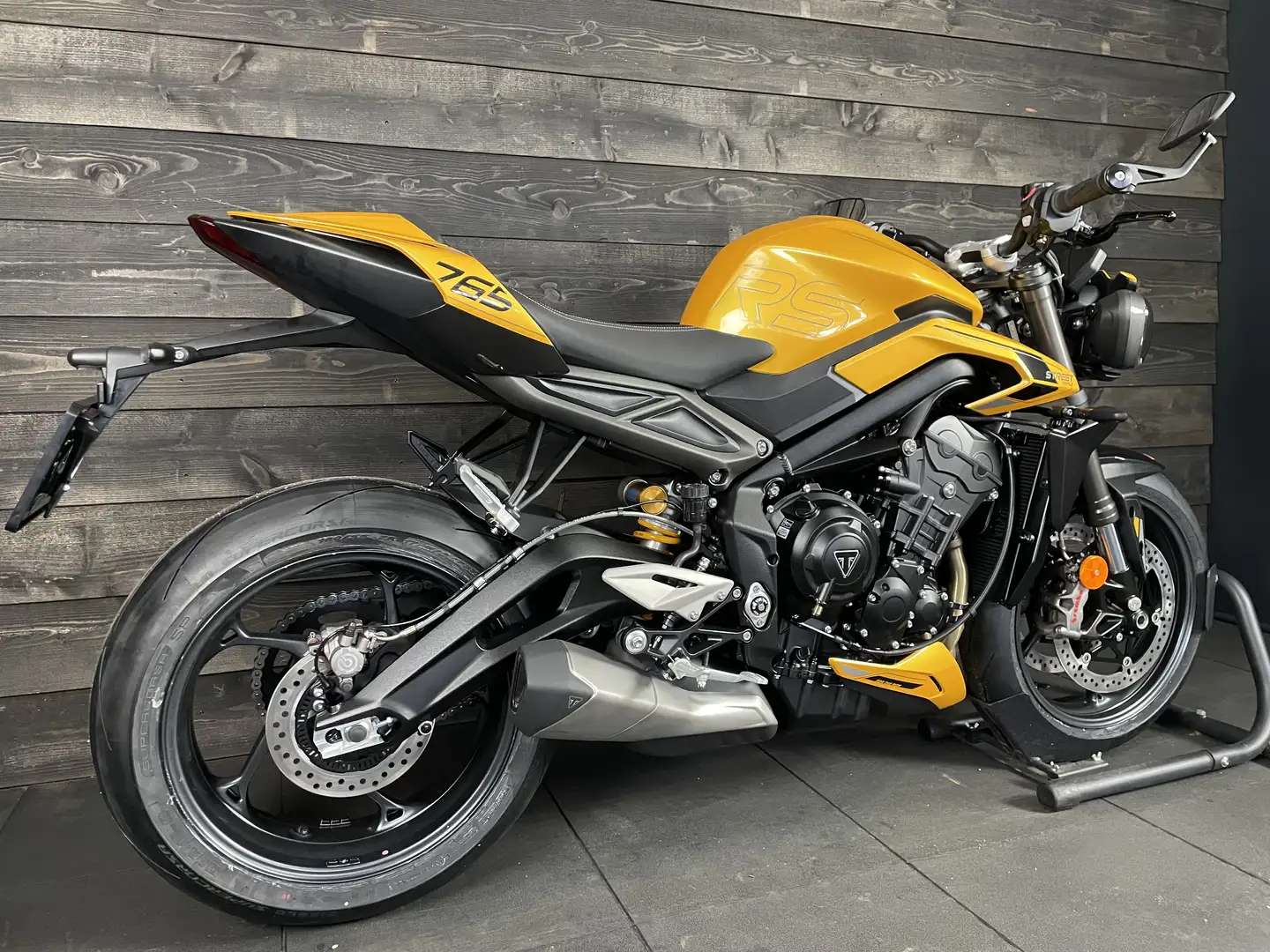 Triumph Street Triple 765 RS Geel - 2