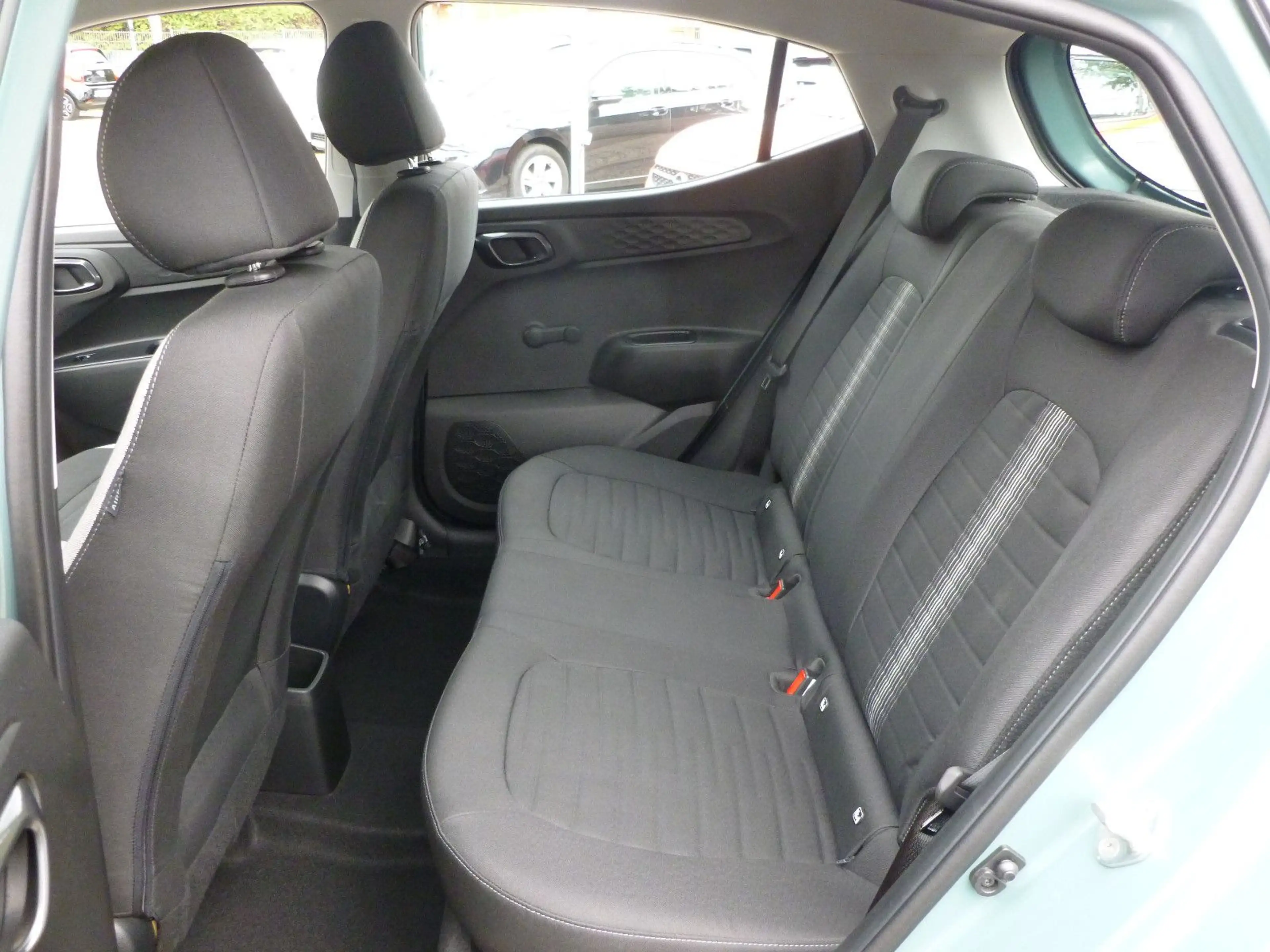 Hyundai i10 Spuhalteassistent/BT/DAB/Tempomat/Notbrems. — photo 14