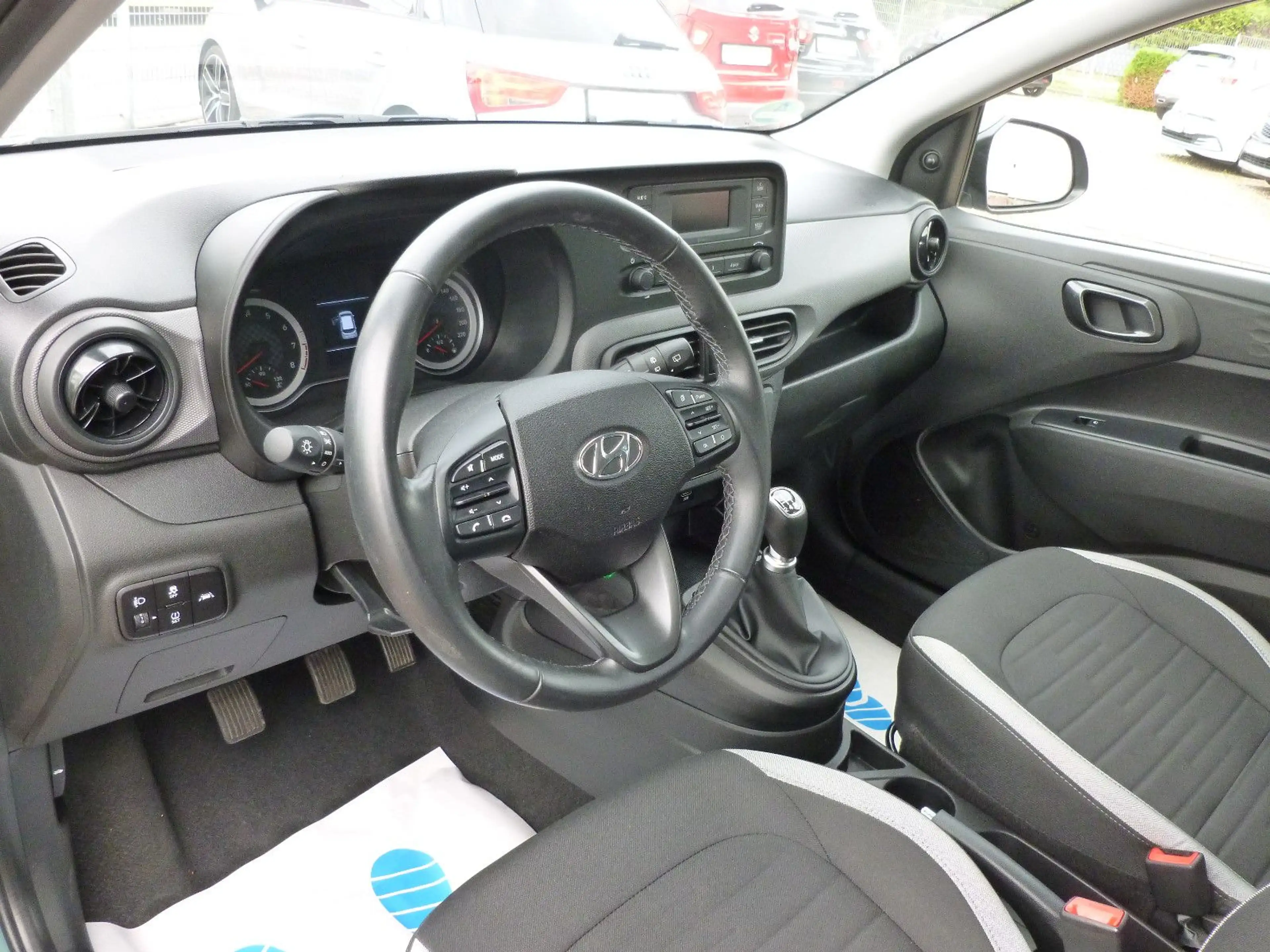 Hyundai i10 Spuhalteassistent/BT/DAB/Tempomat/Notbrems. — photo 10