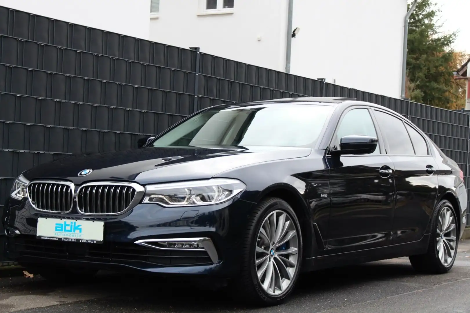 BMW 540 1.HAND! MeGaVoLL Luxury INDIVIDUAL 360° SOFT Blauw - 1