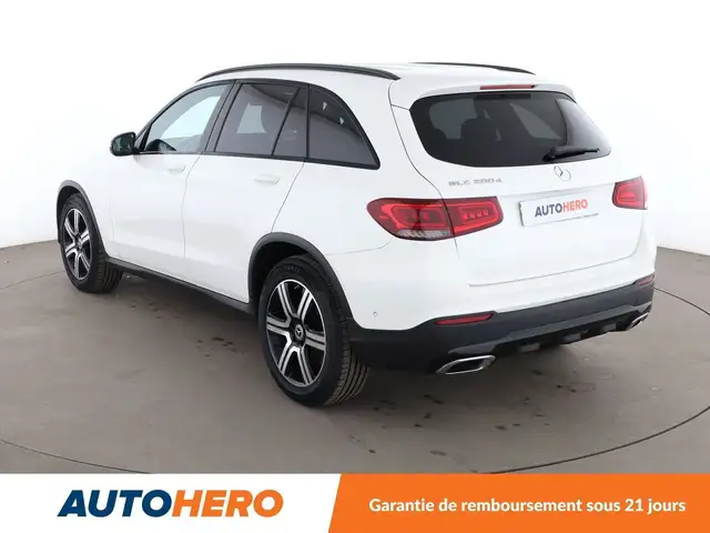 Mercedes-Benz GLC 200 view 4