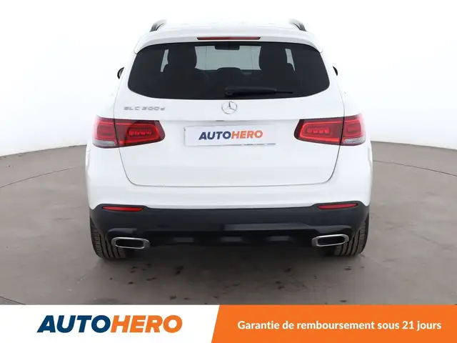 Mercedes-Benz GLC 200 view 5