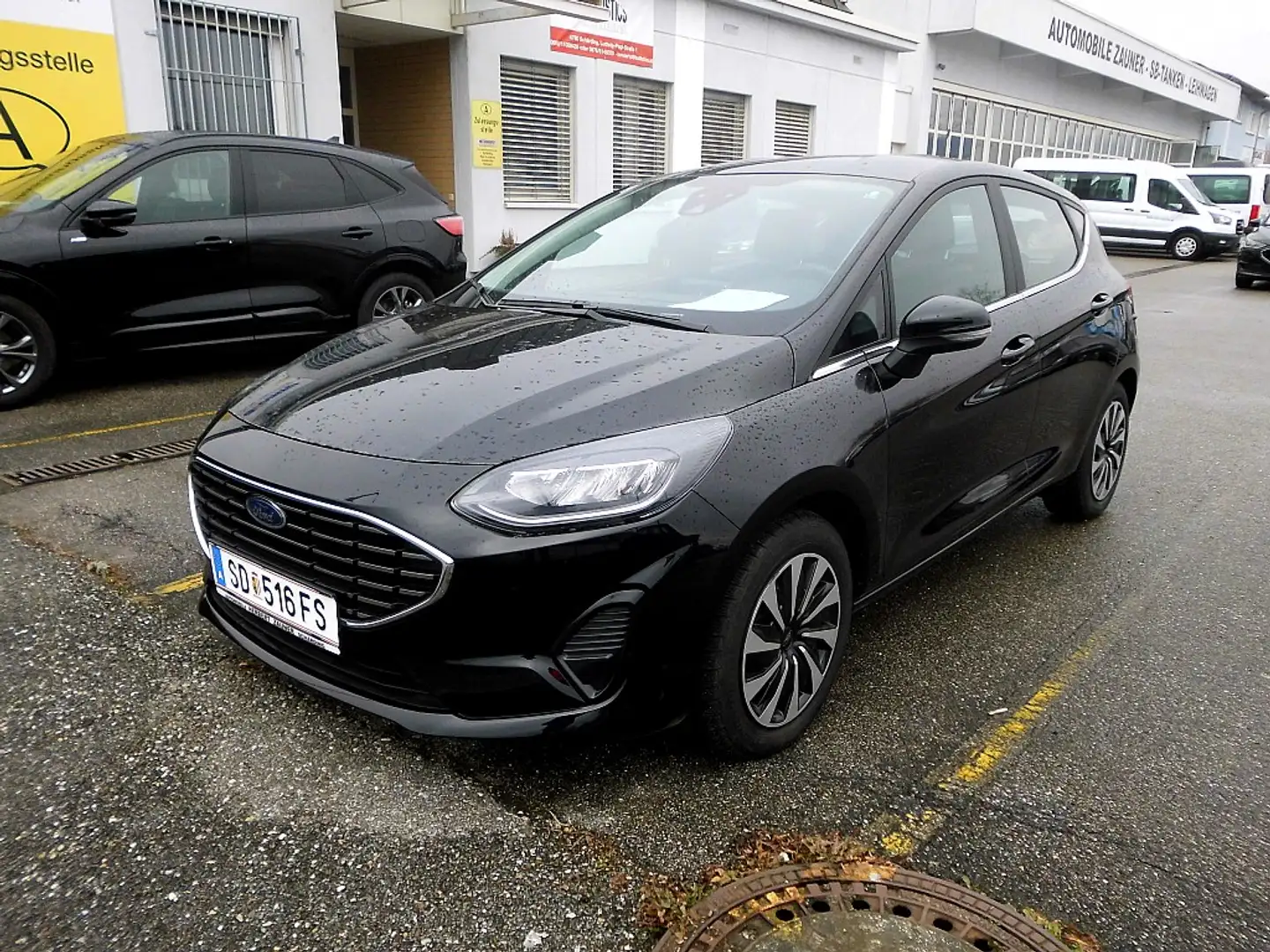 Ford Fiesta Titanium 1,0 EcoBoost Start/Stop Noir - 1