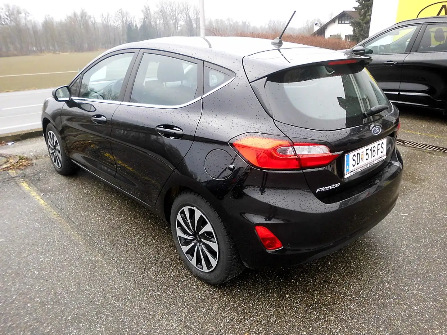 Ford Fiesta Titanium 1,0 EcoBoost Start/Stop Noir - 2