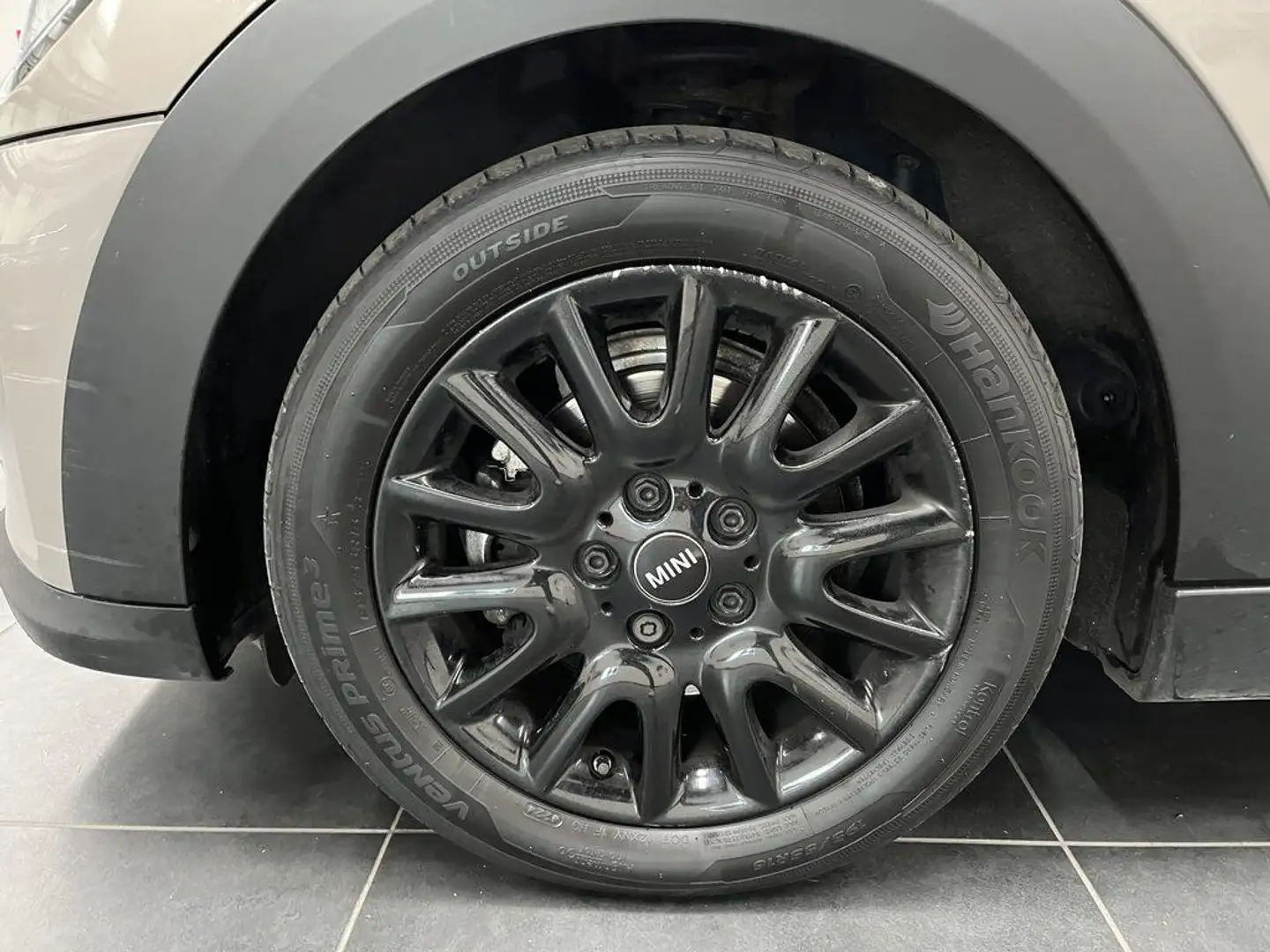 MINI Cooper 1.5 TwinPower Turbo Cooper Gris - 2