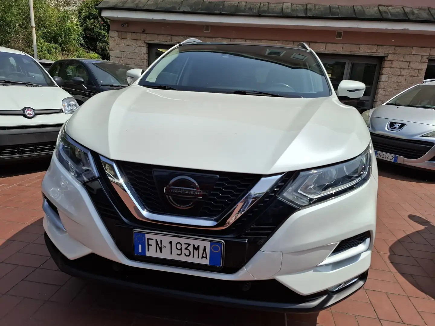 Nissan Qashqai Qashqai 1.5 dci N-Connecta 110cv Bianco - 1
