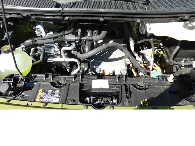 Volkswagen Transporter view 14