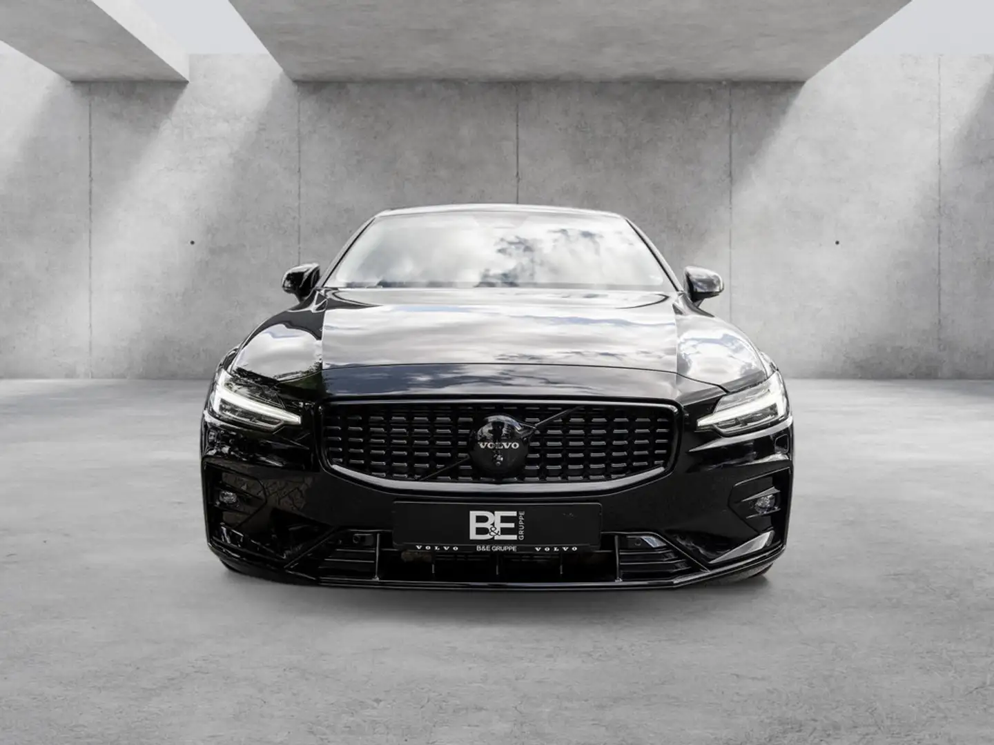 Volvo S60 B5 Ultimate Dark AWD ACC HUD PANO 360° Nero - 2