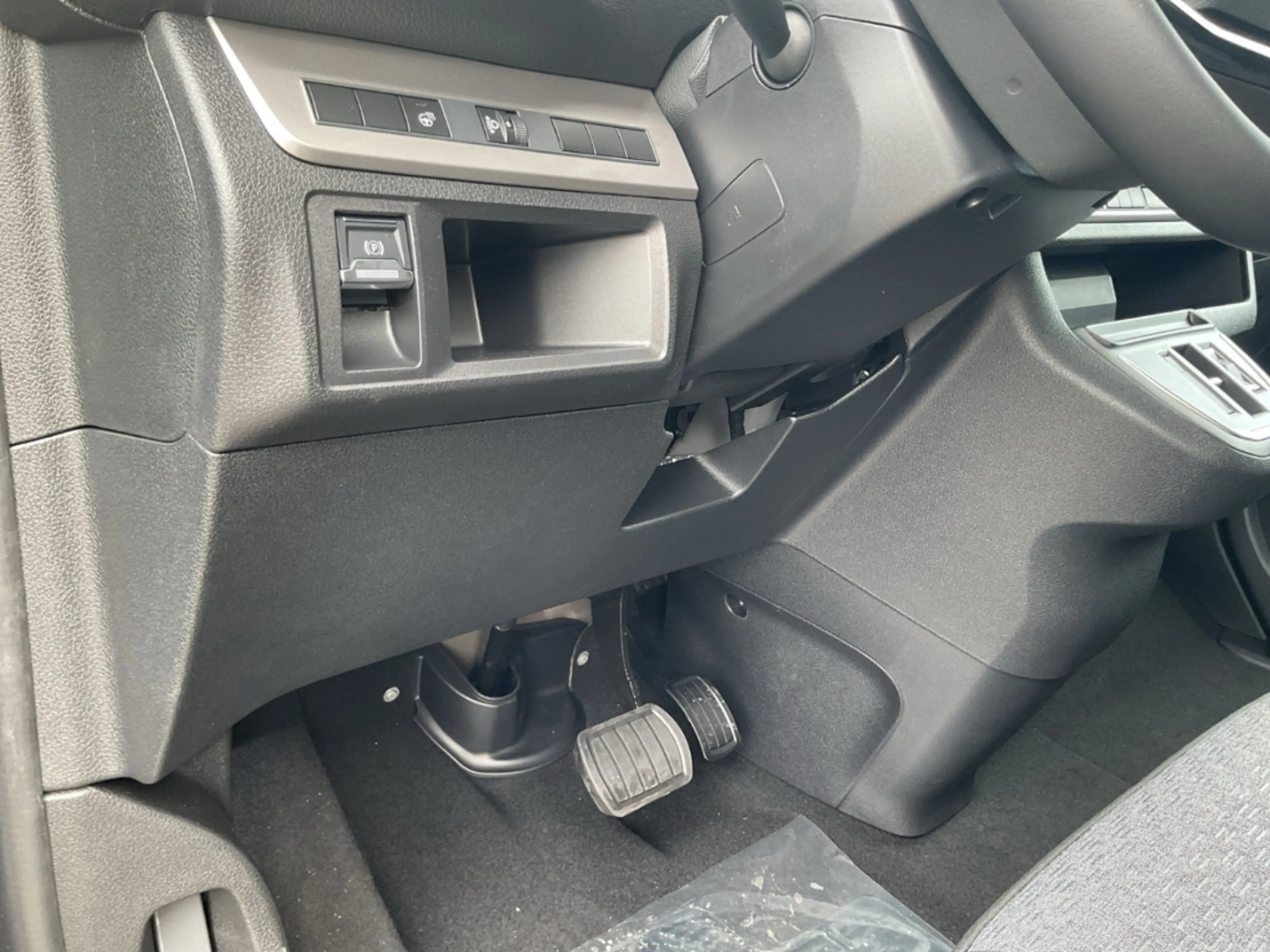 Toyota Proace Verso L2 Teamplayer ANHÄNGERKUPPLUNG Navi LED ACC — photo 10