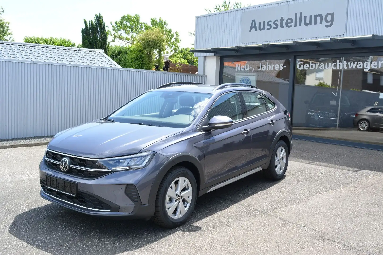 Volkswagen Taigo 1.0TSI OPF Life SHZ APP Climatr. Ganzjahr. Gris - 1