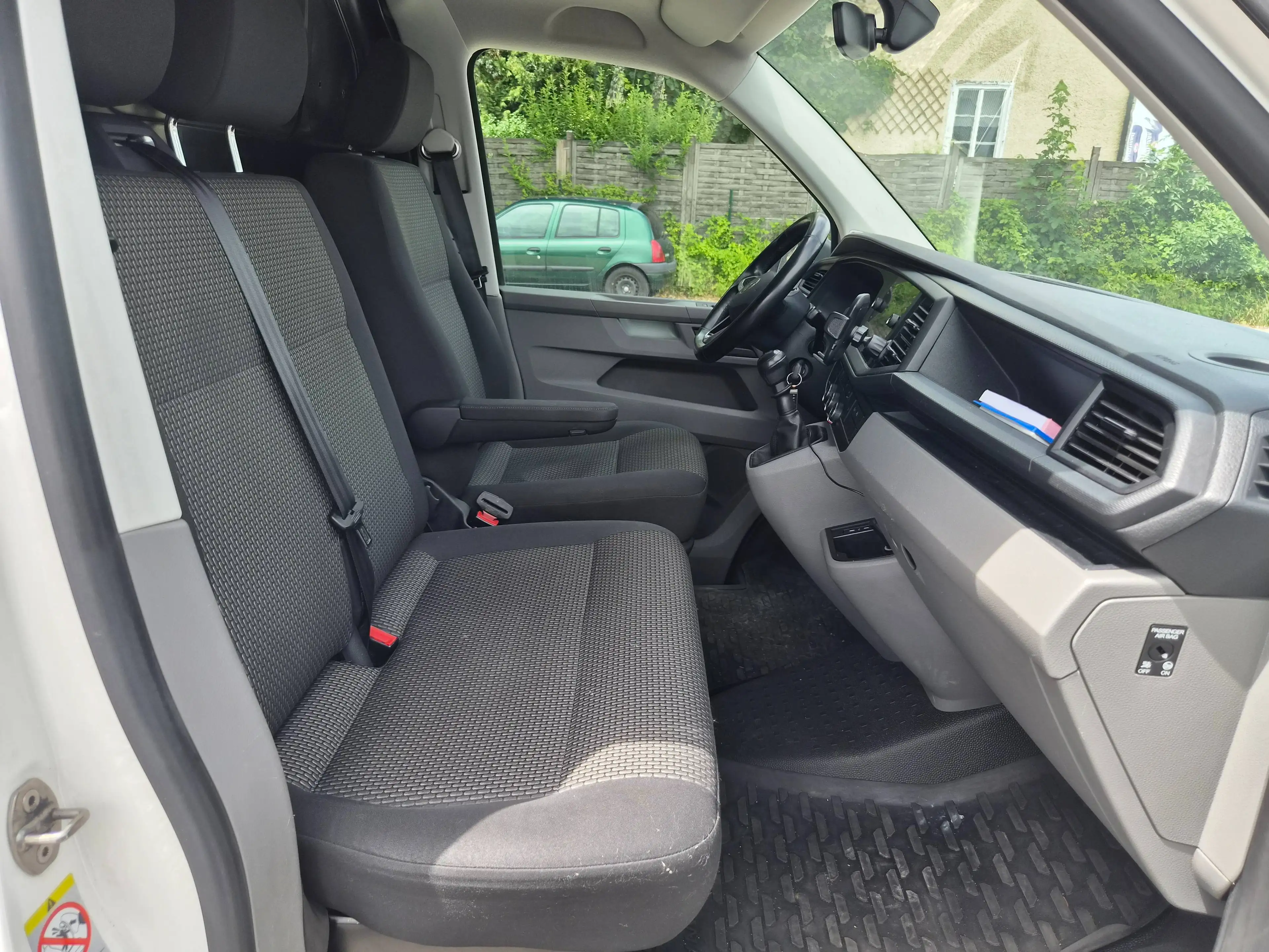 Volkswagen T6.1 Transporter FWD lang — photo 9