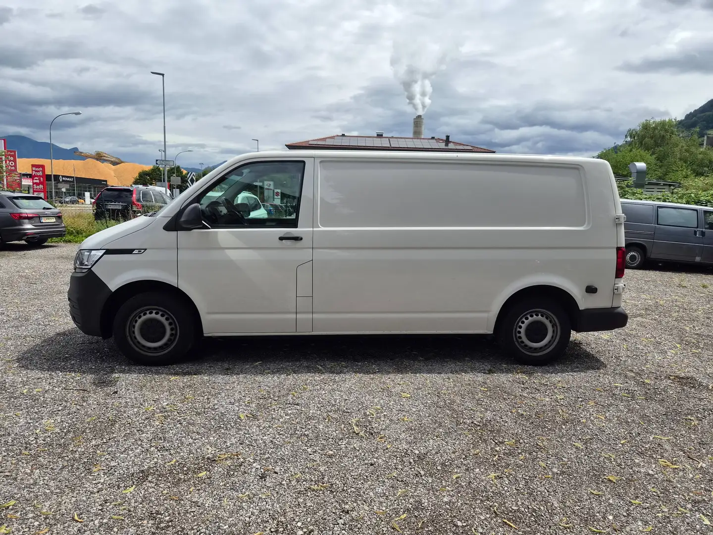 Volkswagen T6.1 Transporter FWD lang Weiß - 2