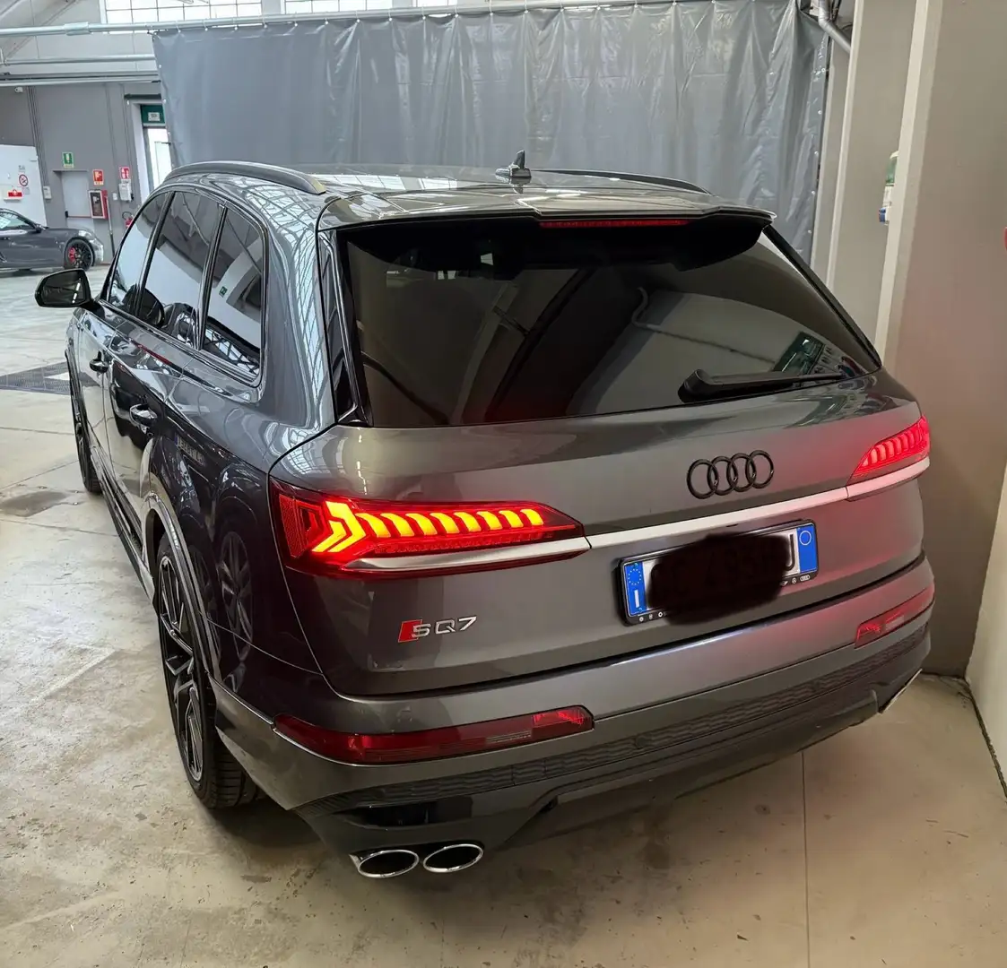 Audi SQ7 4.0 tfsi quattro tiptronic 7p.ti Grigio - 2