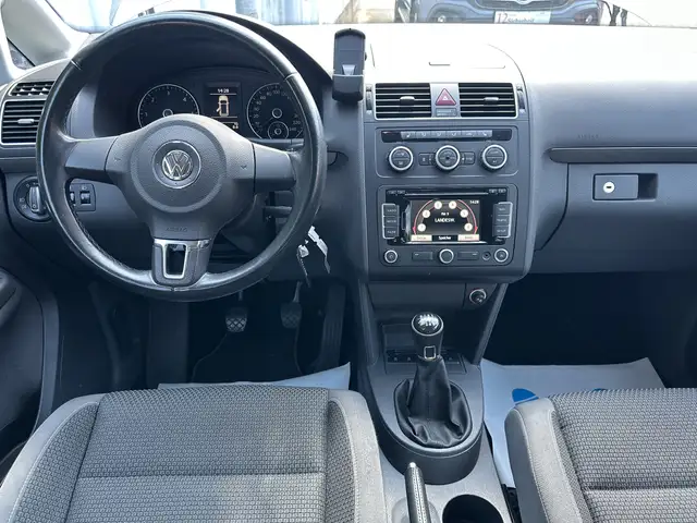 Volkswagen Touran view 7