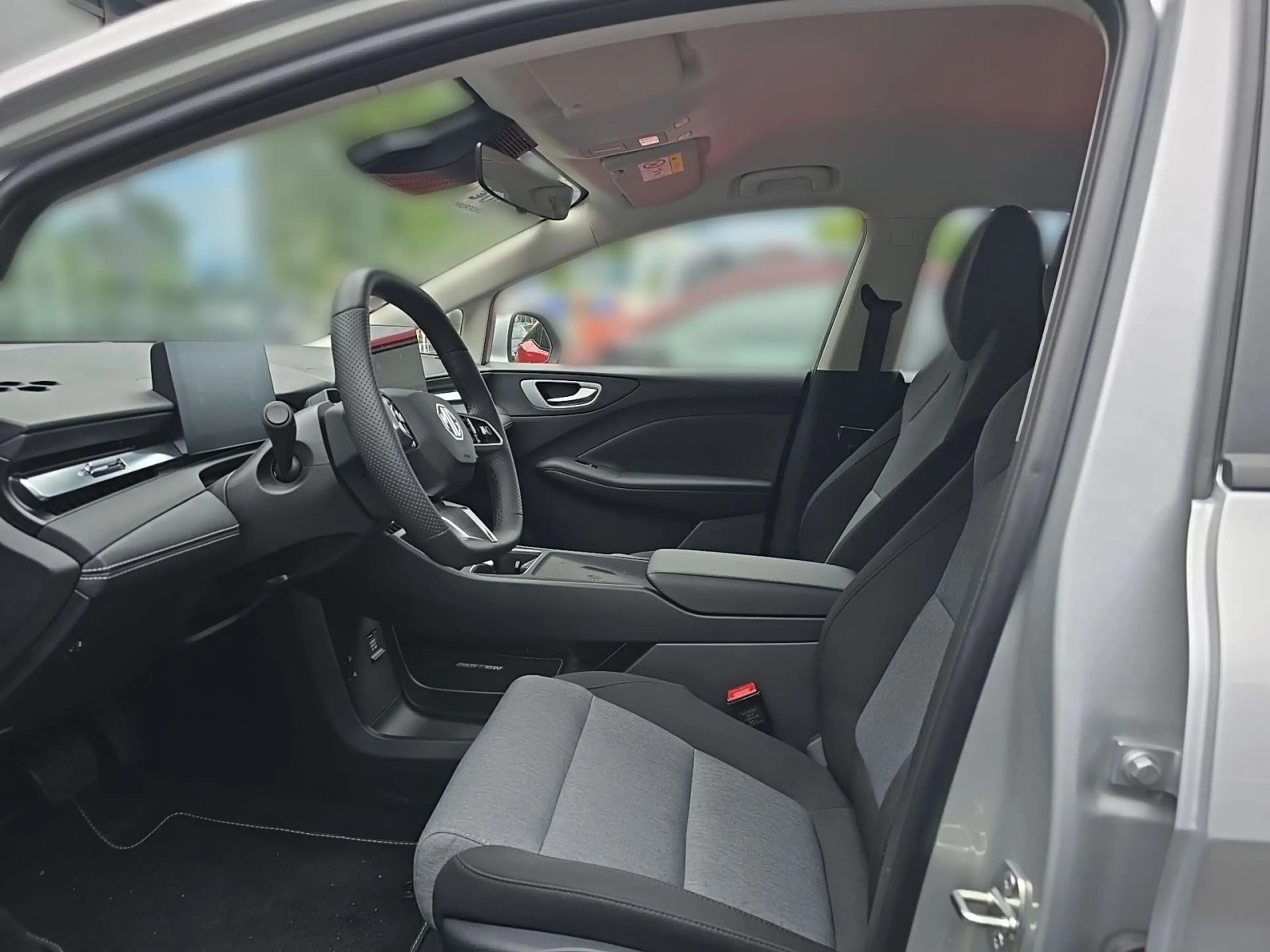 MG MG4 Urban 54kWh Comfort — photo 7