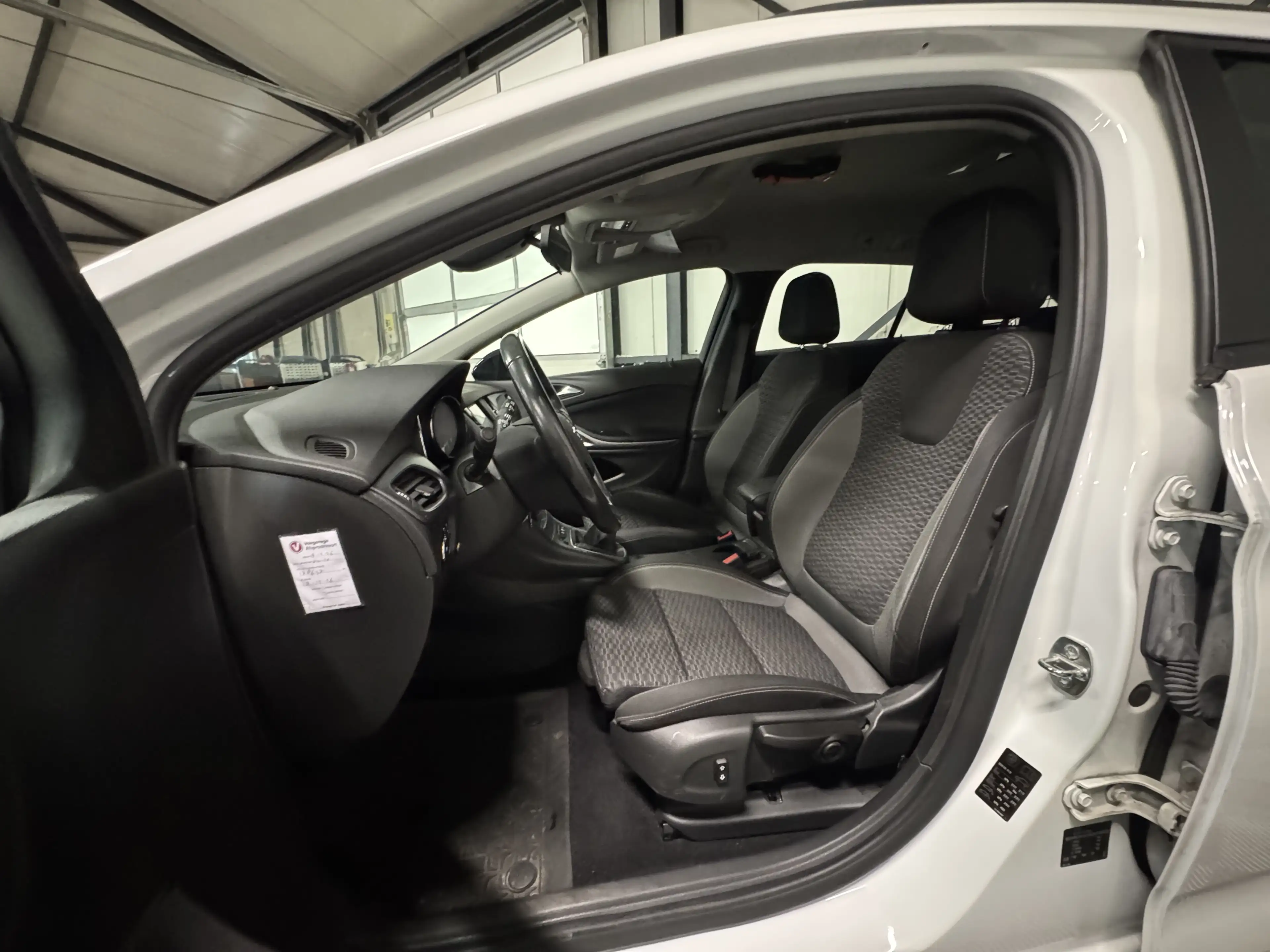Opel Astra Sports Tourer 1.5 CDTI | Edition | Airco | Cruise — photo 22