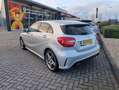 Mercedes-Benz A 180 AMG-LINE Zilver - thumbnail 3