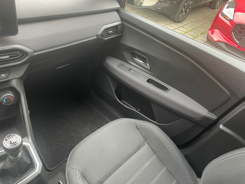 Dacia Jogger Jogger TCe 100 ECO-G Comfort — photo 6