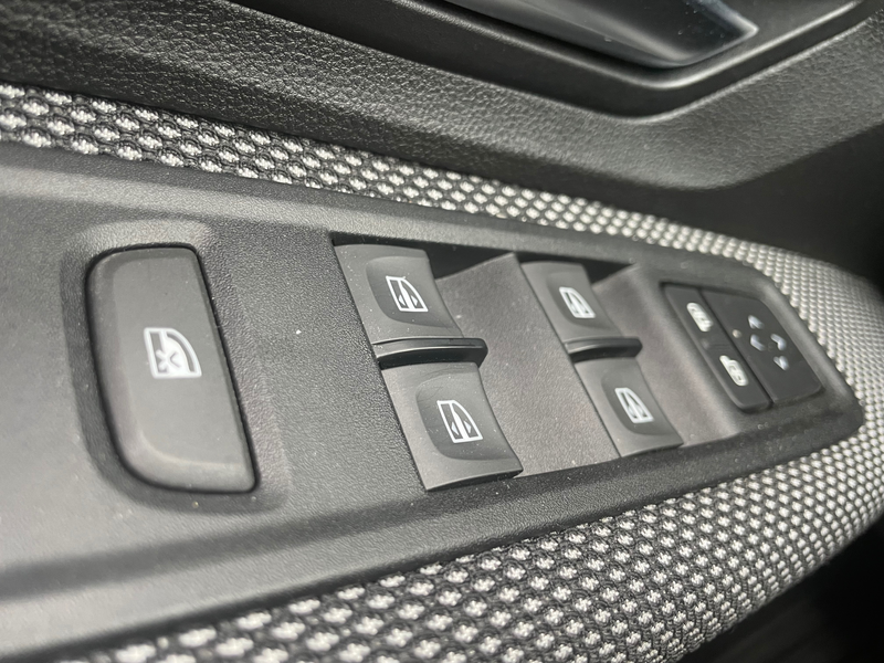 Dacia Jogger Jogger TCe 100 ECO-G Comfort — photo 10