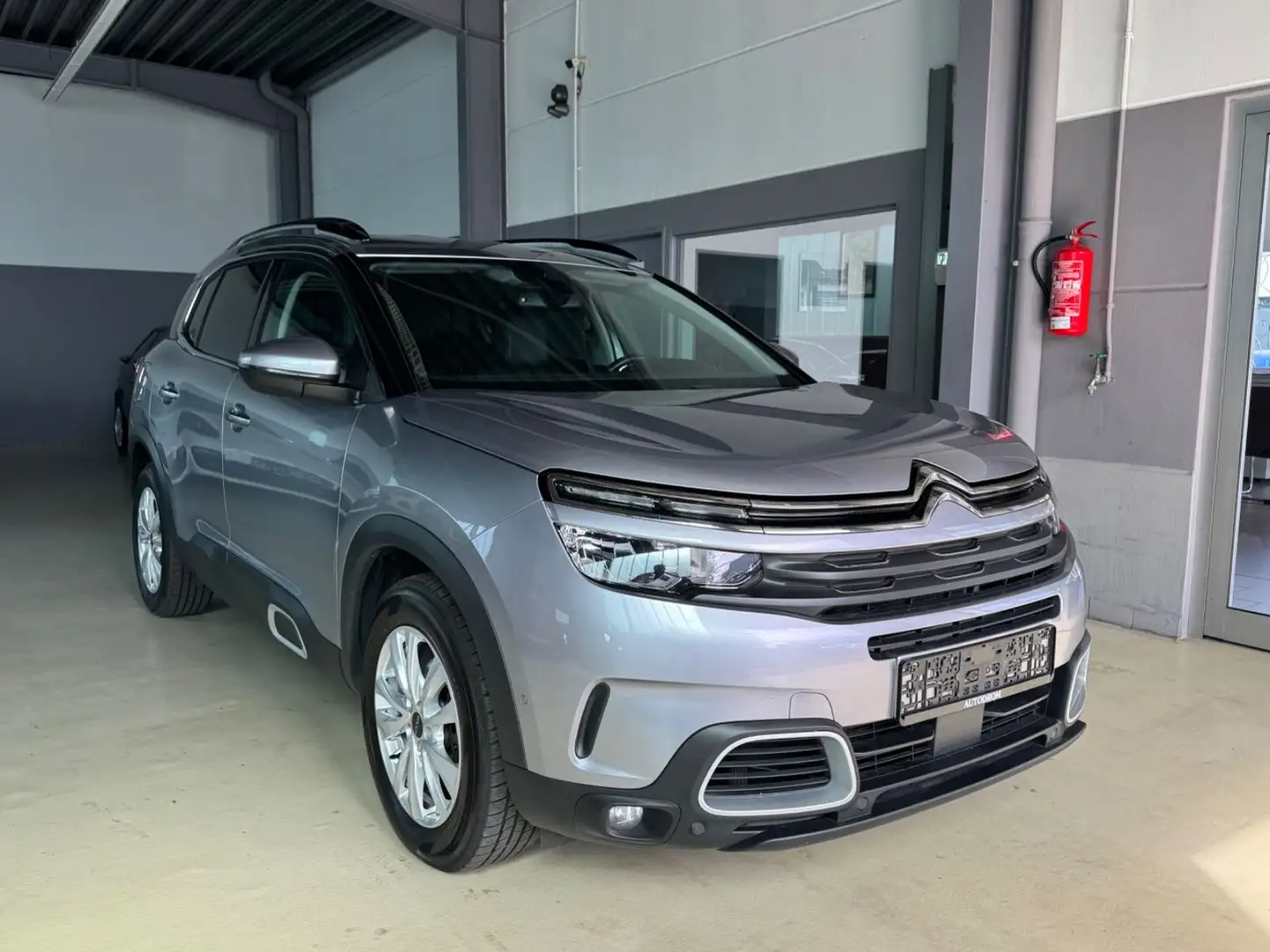 Citroen C5 Aircross 2.0D Aut. +Spurhalte+ Navi+AHK Grau - 1