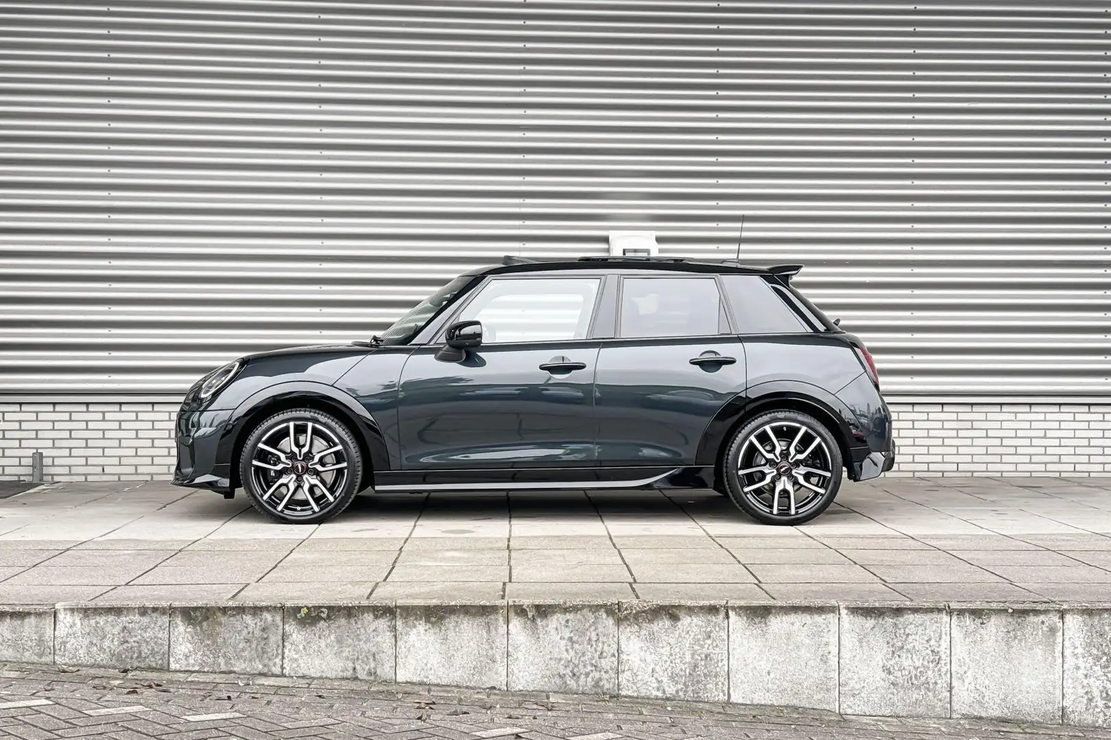 MINI Cooper S 5-deurs John Cooper Works / Pakket XL Gris - 2