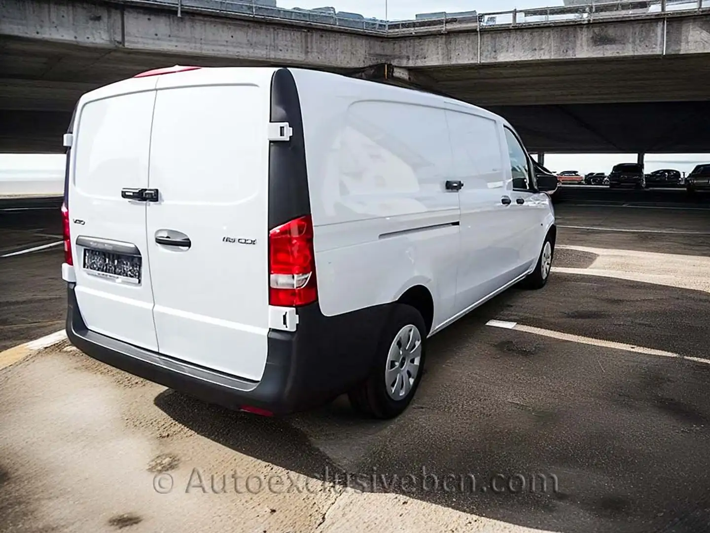 Mercedes-Benz Vito Furgón 116CDI Pro Extralarga Blanc - 2