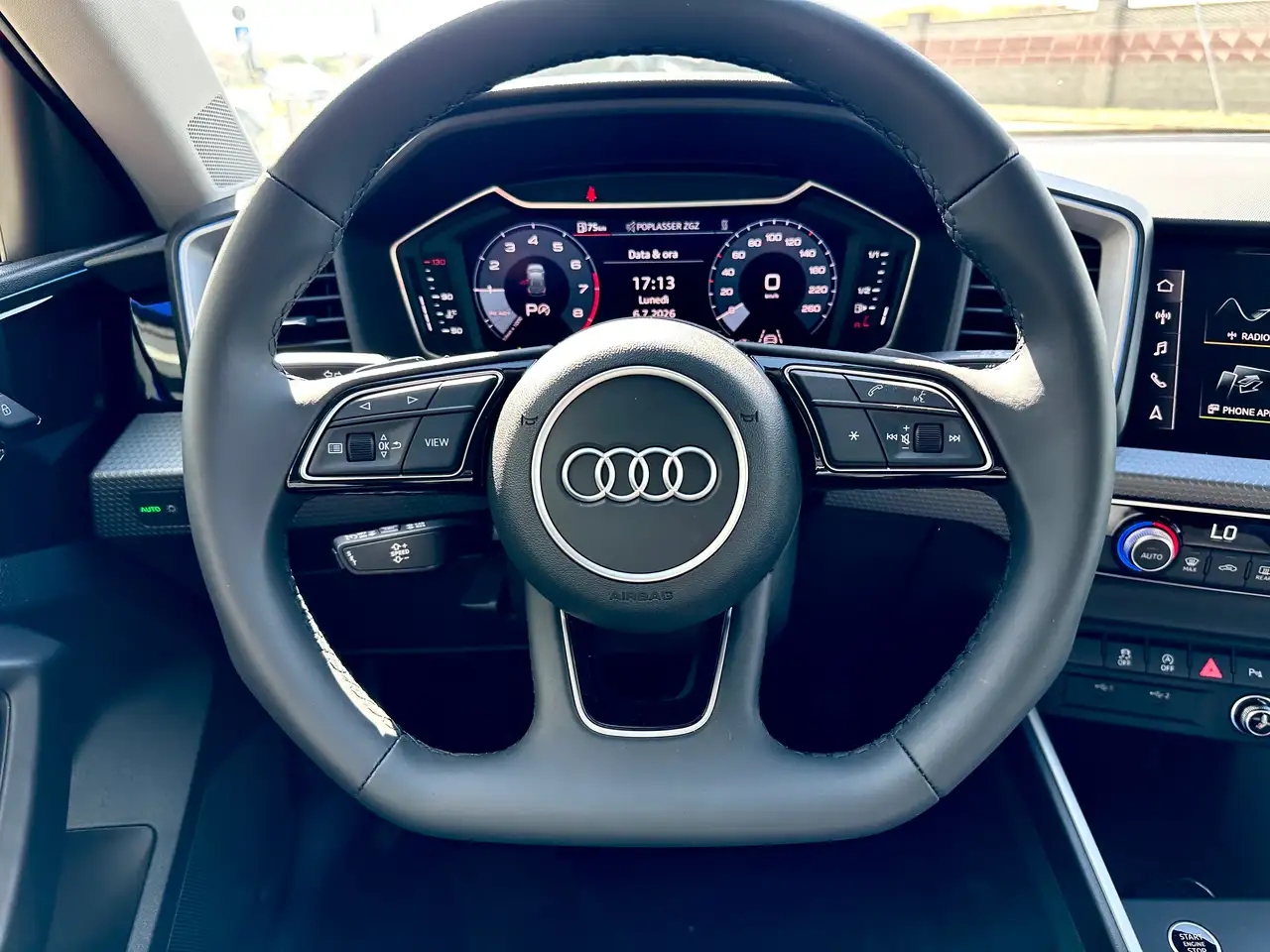 Audi A1 2026 — фото 10