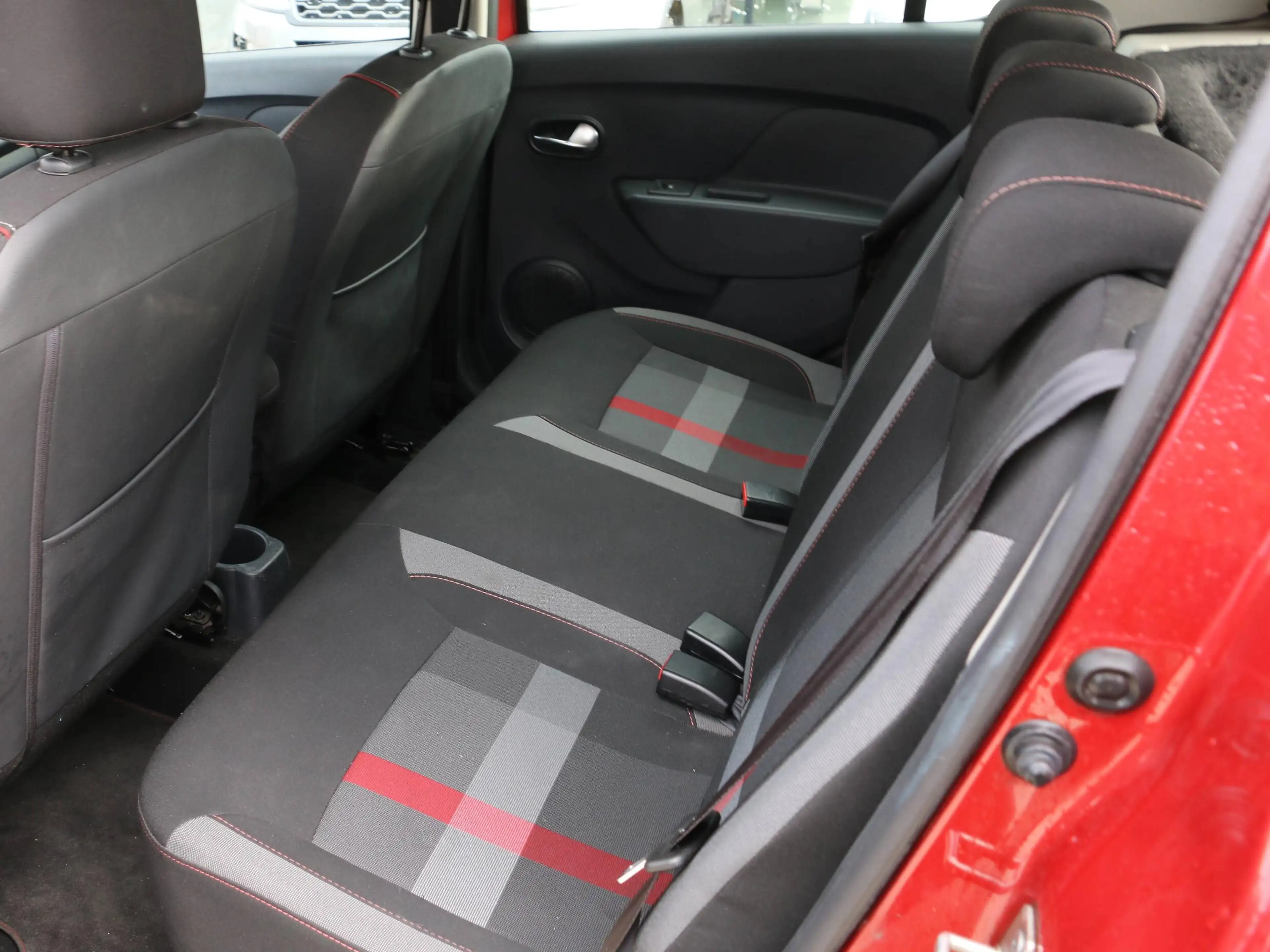 Dacia Sandero Stepway 0.9 TCe Stepway SL Rainbow (EU6.2) +1 Jaar garantie — photo 12