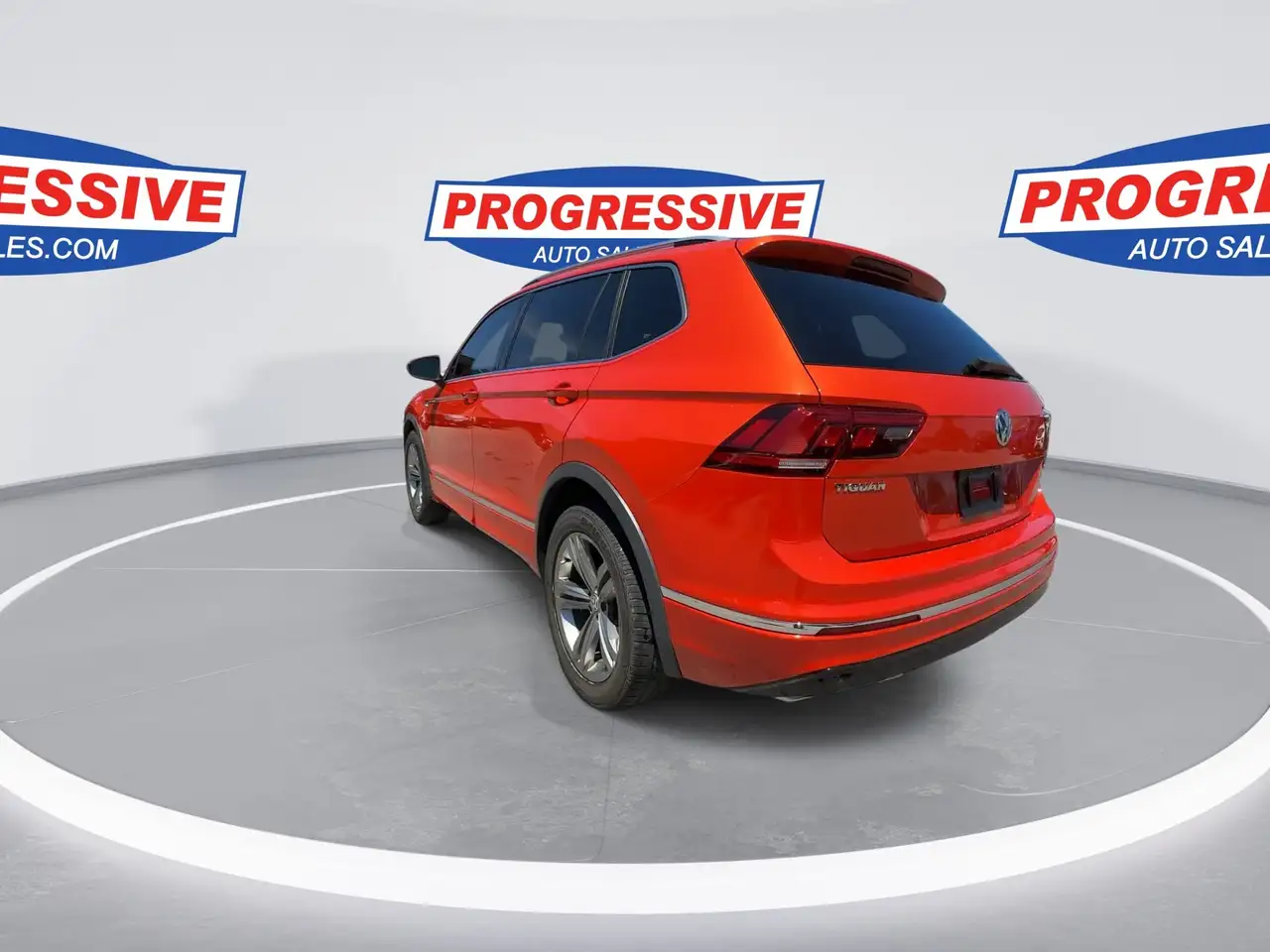Volkswagen Tiguan снимка Volkswagen Tiguan