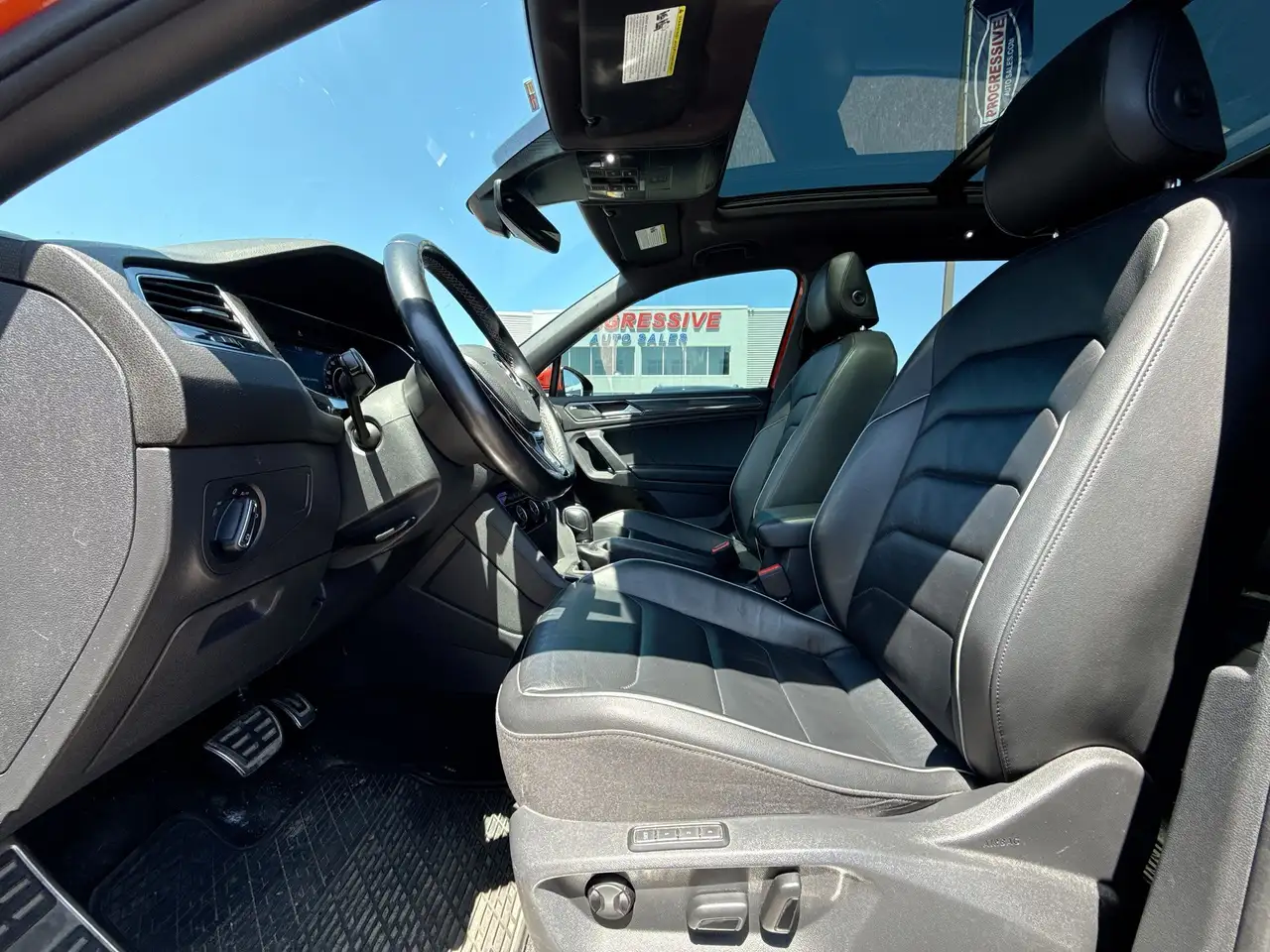Volkswagen Tiguan снимка Volkswagen Tiguan