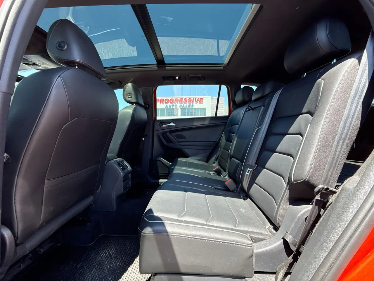 Volkswagen Tiguan снимка Volkswagen Tiguan