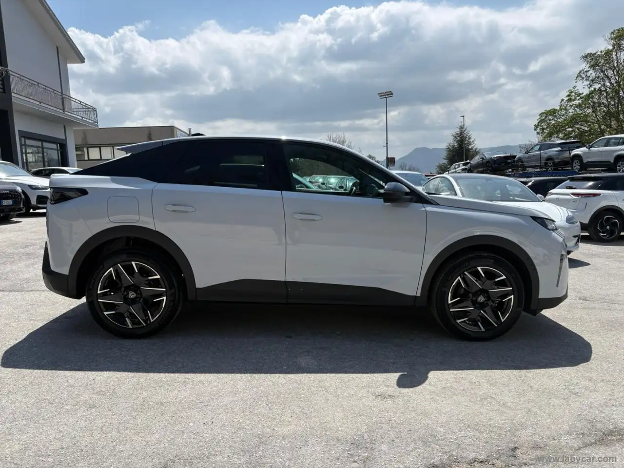 Peugeot 3008 Hybrid 136 e-DCS6 Allure 4
