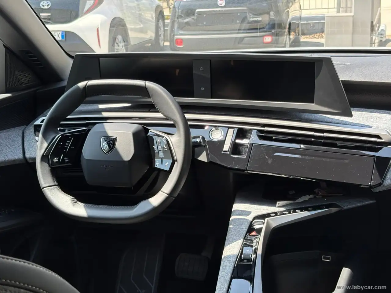 Peugeot 3008 Hybrid 136 e-DCS6 Allure 12