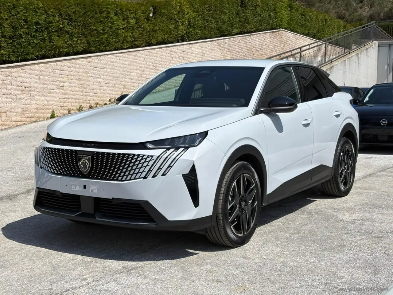 Peugeot 3008 Hybrid 136 e-DCS6 Allure