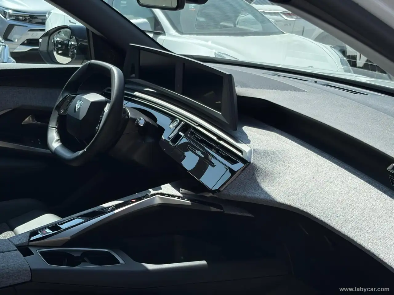 Peugeot 3008 Hybrid 136 e-DCS6 Allure 14