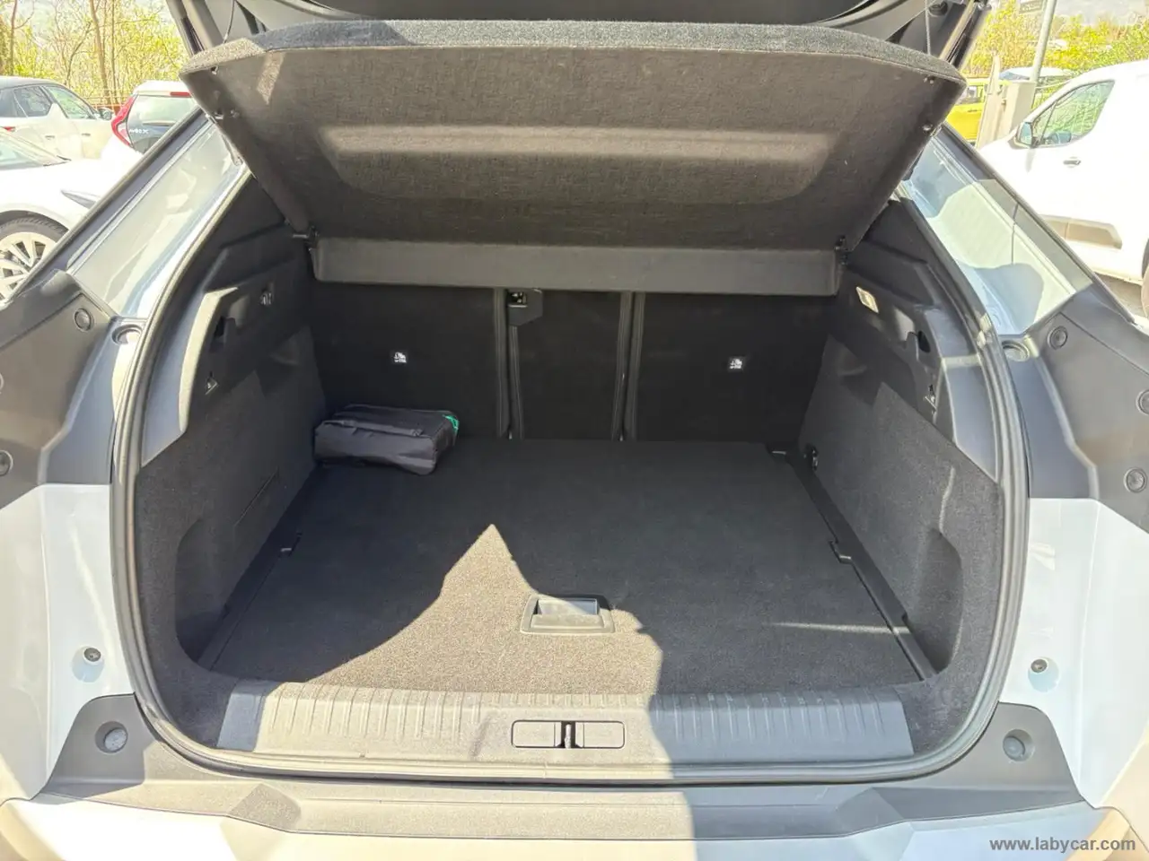 Peugeot 3008 Hybrid 136 e-DCS6 Allure 10