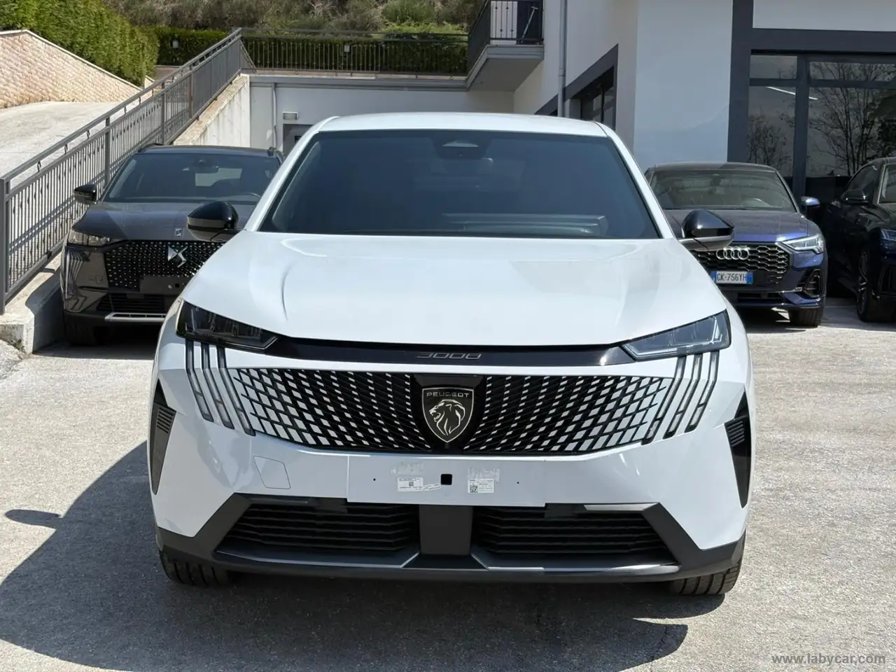 Peugeot 3008 Hybrid 136 e-DCS6 Allure 2
