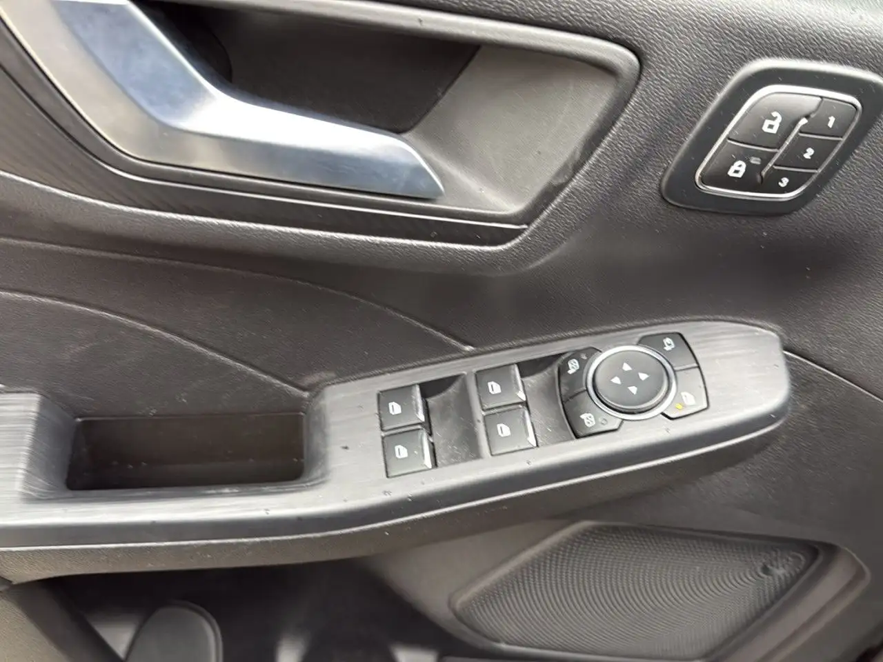 Ford Kuga 1.5 EcoBoost ST-Line X FWD Automatik Navi LED, миниатюра 13