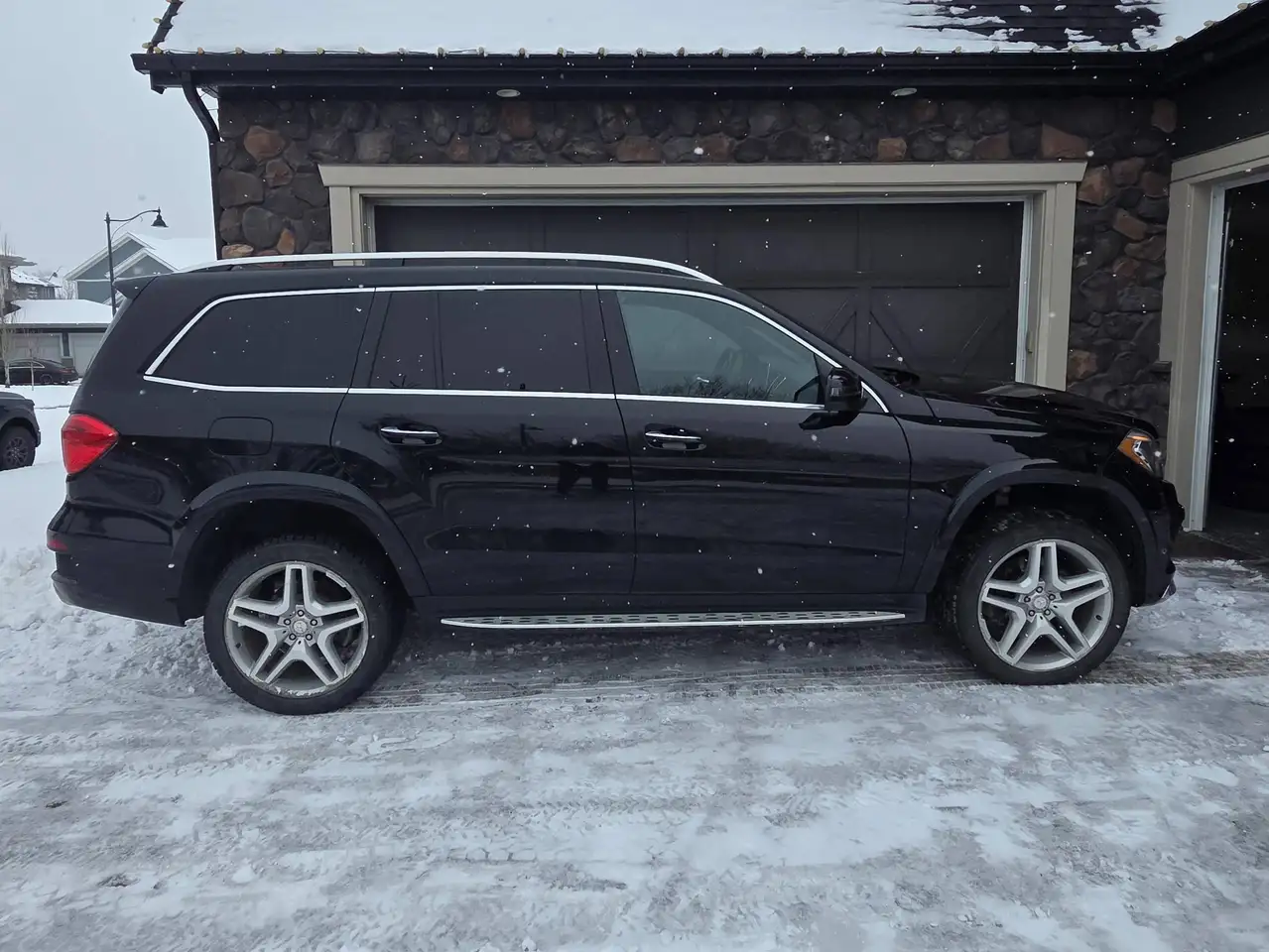 Mercedes-Benz GL-Class снимка Mercedes-Benz GL-Class