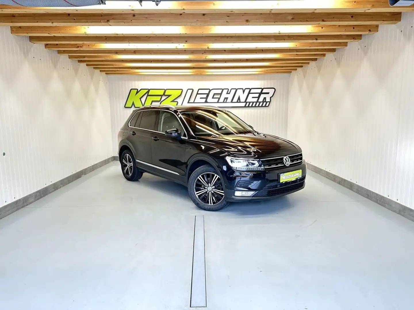 Volkswagen Tiguan 2,0 TDI DSG 4Mo ''AHK*LED*SITZH*NAVI'' Schwarz - 1