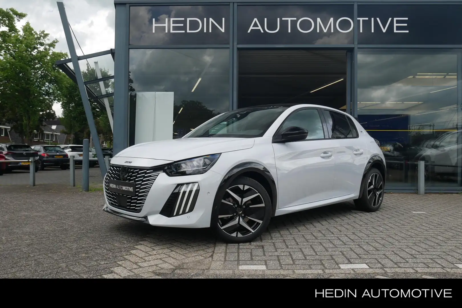 Peugeot 208 1.2 Hybrid 145 e-DCS6 GT | Full option | Alcantara - 1