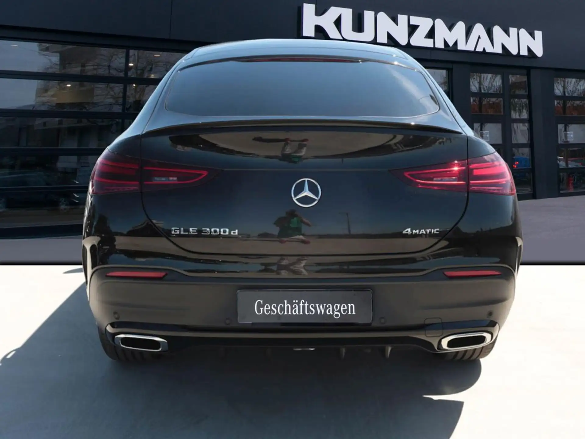 벤츠 Mercedes-Benz GLE GLE 300 2026 네이비 사진 4