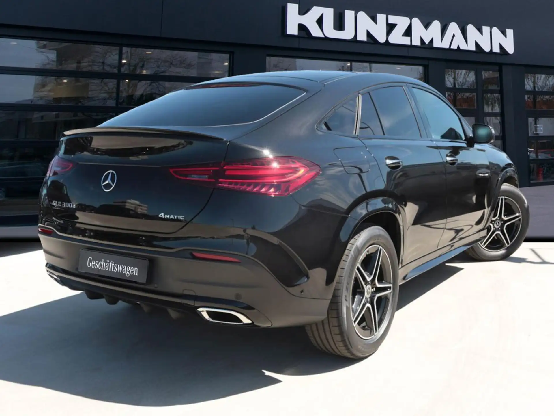 벤츠 Mercedes-Benz GLE GLE 300 2026 네이비 사진 3