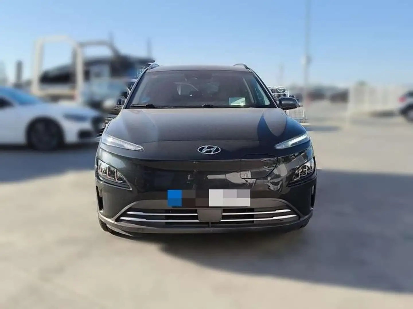 Hyundai KONA EV Style Sky 150kW Gris - 2