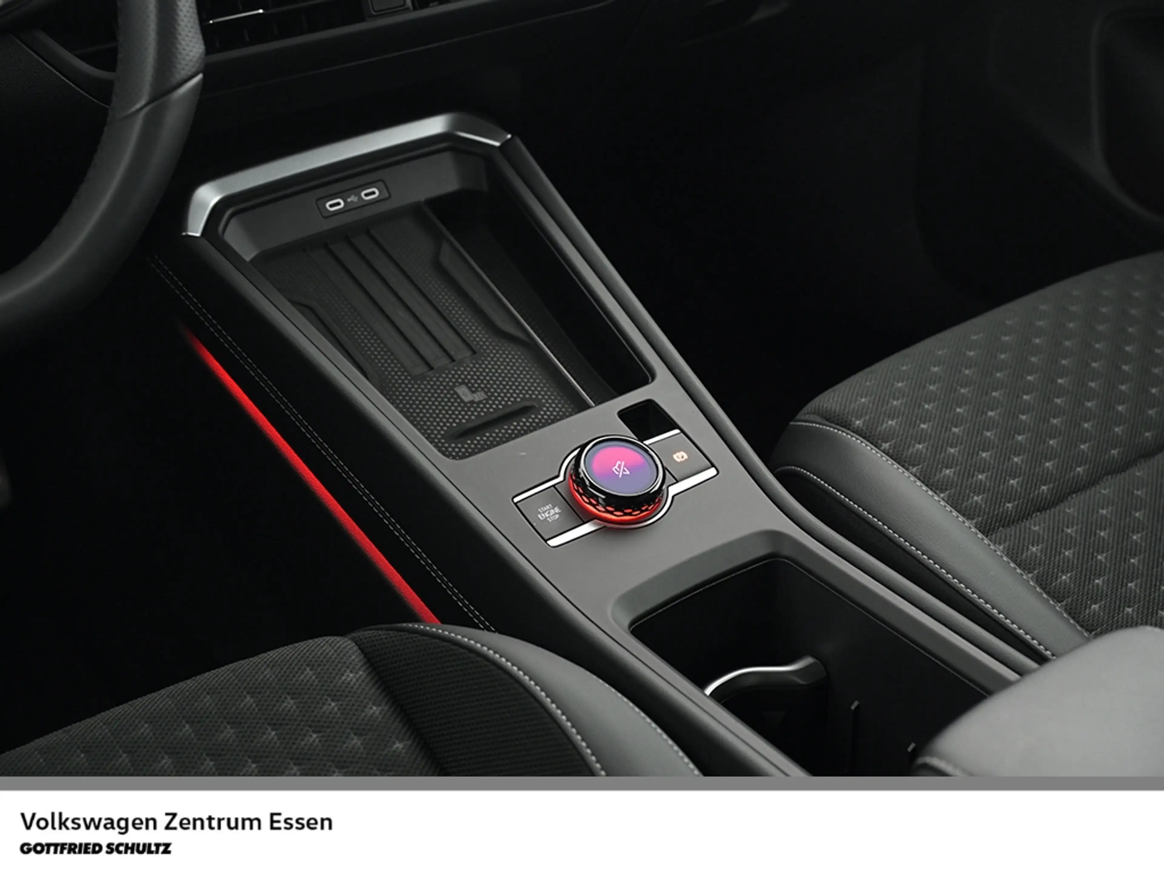 Volkswagen T-Roc R-Line 1.5 l eTSI DSG AHK LED Rückfahrkamera SHZ — photo 15
