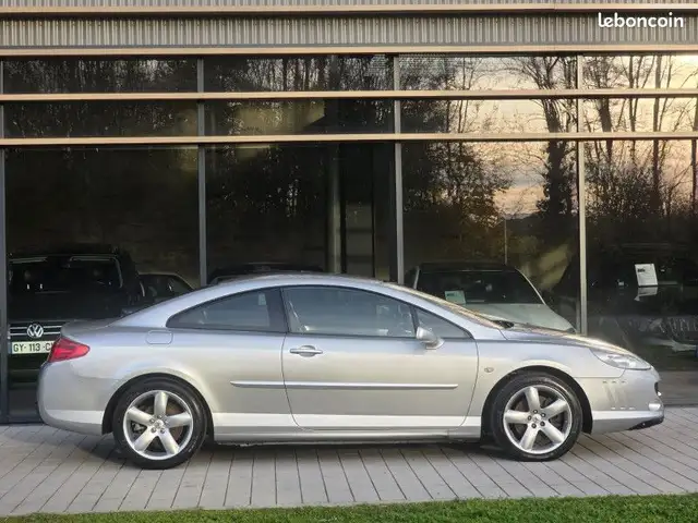 Peugeot 407 view 4